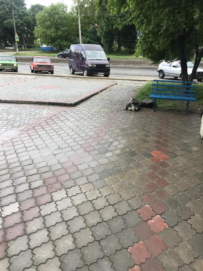Чудова Квартирка В Кам'Янці -Подільському Kamianets-Podilskyi Luaran gambar